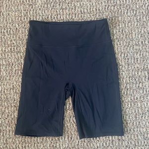 Fabletics biker shorts:motion 365